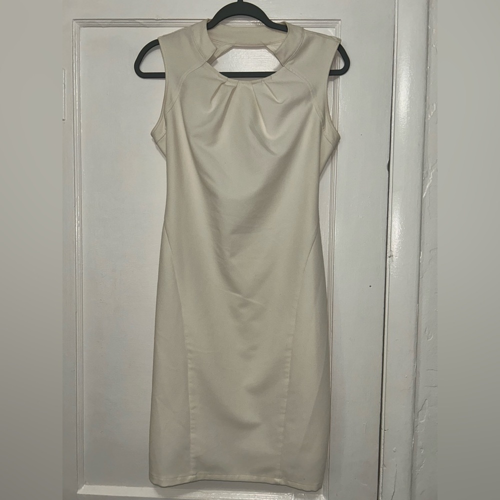 Kardashian Kollection Sleeveless Ivory Sheath Dress – Size 10